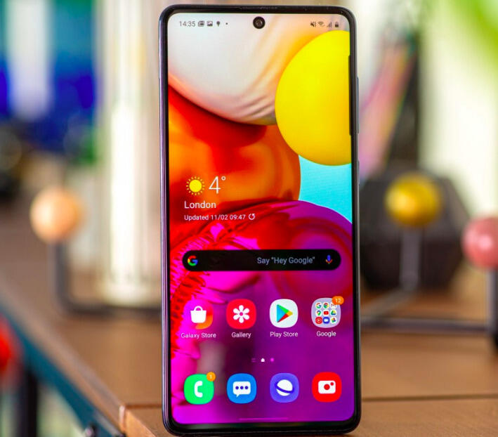 SAMSUNG A72