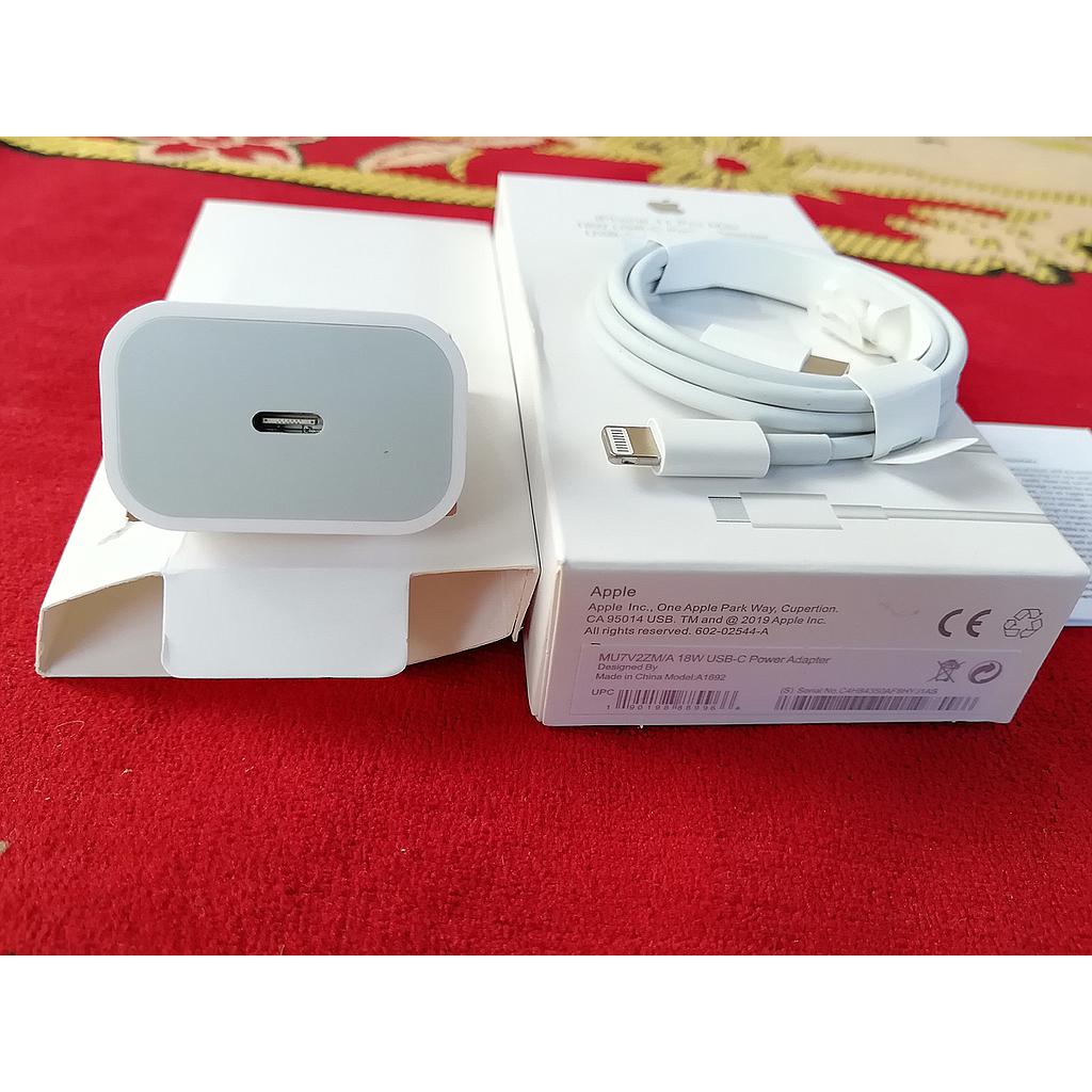 CHARGEUR IPHONE FAST18W ORIGINAL